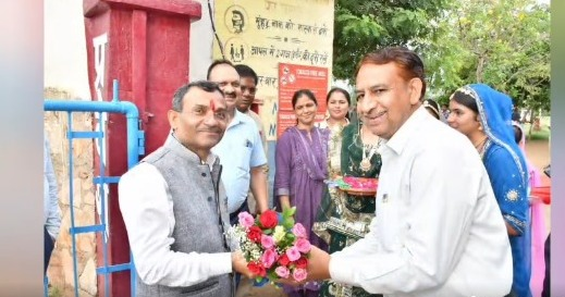 HCL CMD visits SATHEE Kendra at Kendriya Vidyalaya